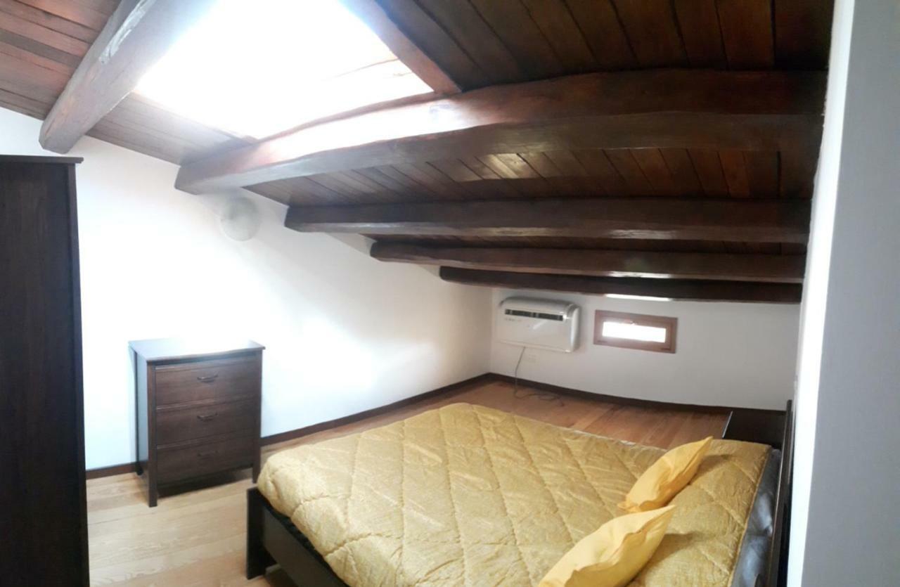 Bb Il Re Alla Reginella Guest House روما المظهر الخارجي الصورة