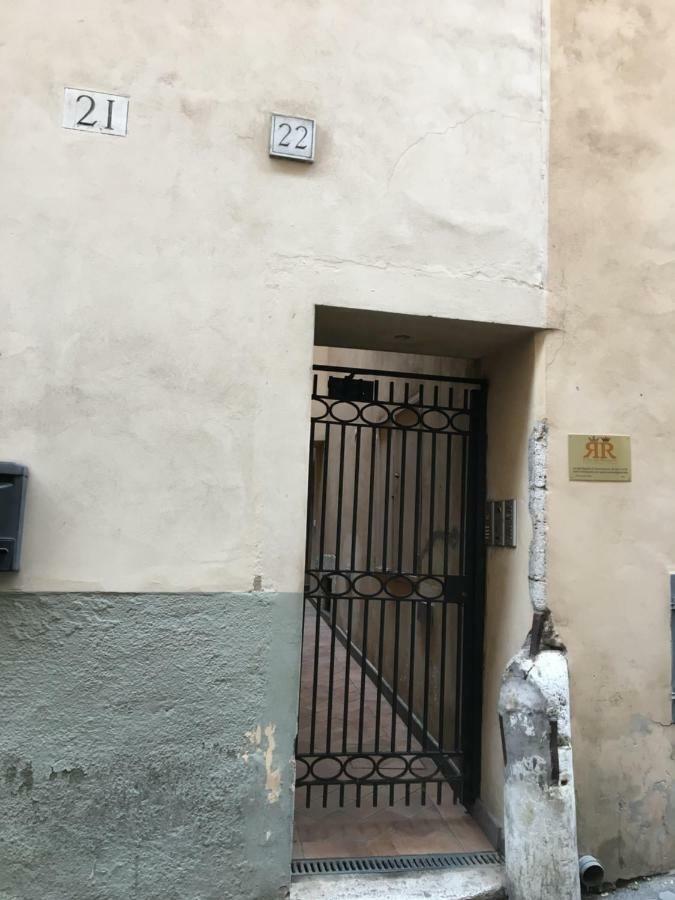 Bb Il Re Alla Reginella Guest House روما المظهر الخارجي الصورة